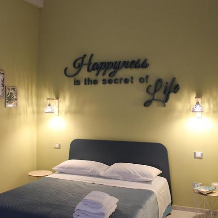 Happynesshouse_Locazione Turistica Apartman Trani Kültér fotó