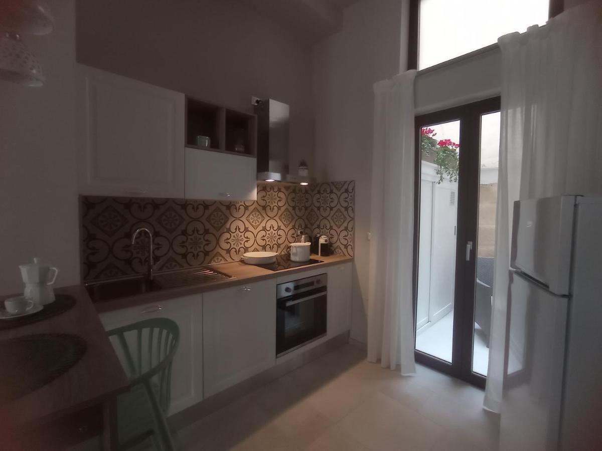 Happynesshouse_Locazione Turistica Apartman Trani Kültér fotó