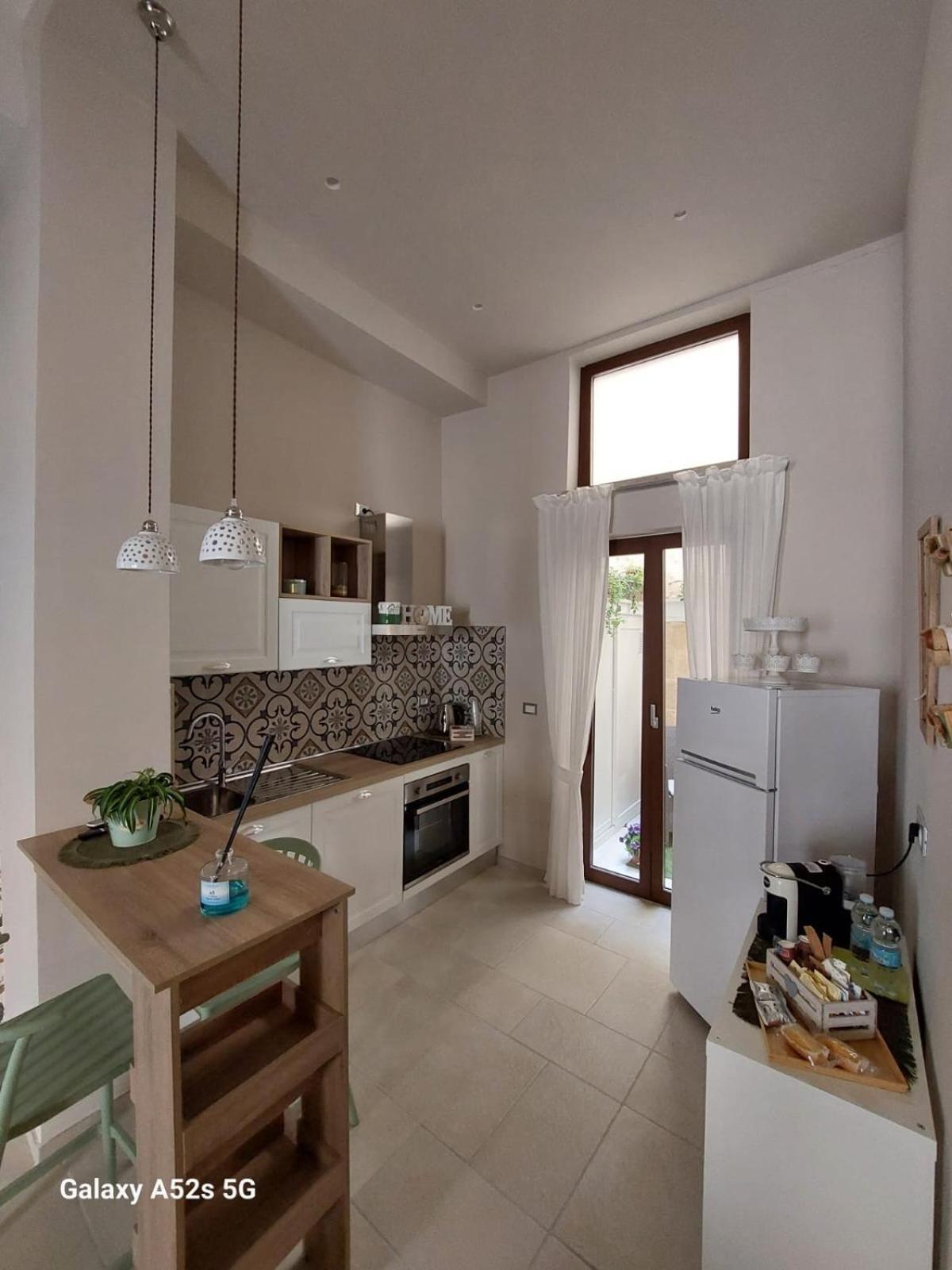 Happynesshouse_Locazione Turistica Apartman Trani Kültér fotó