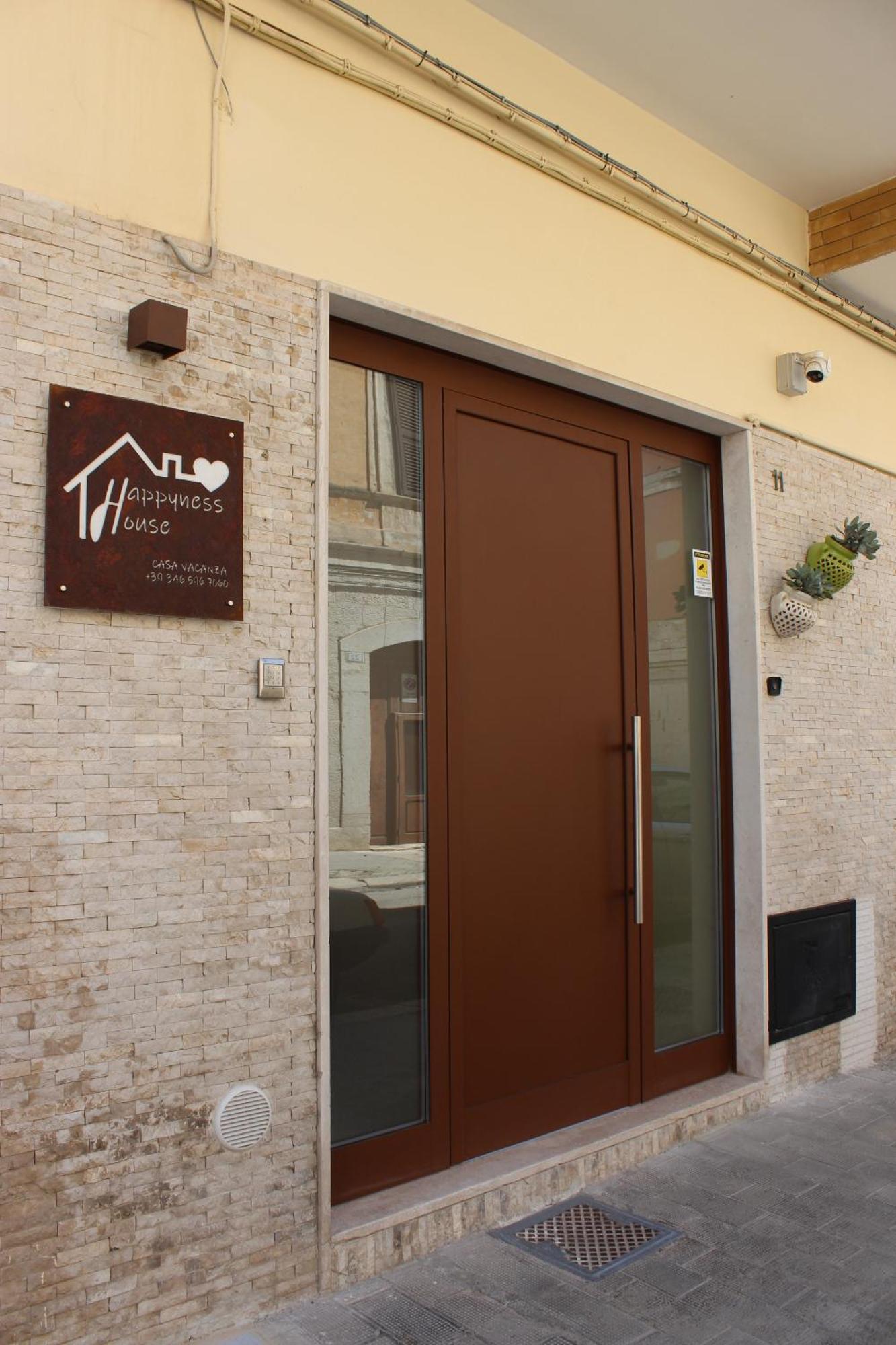 Happynesshouse_Locazione Turistica Apartman Trani Kültér fotó